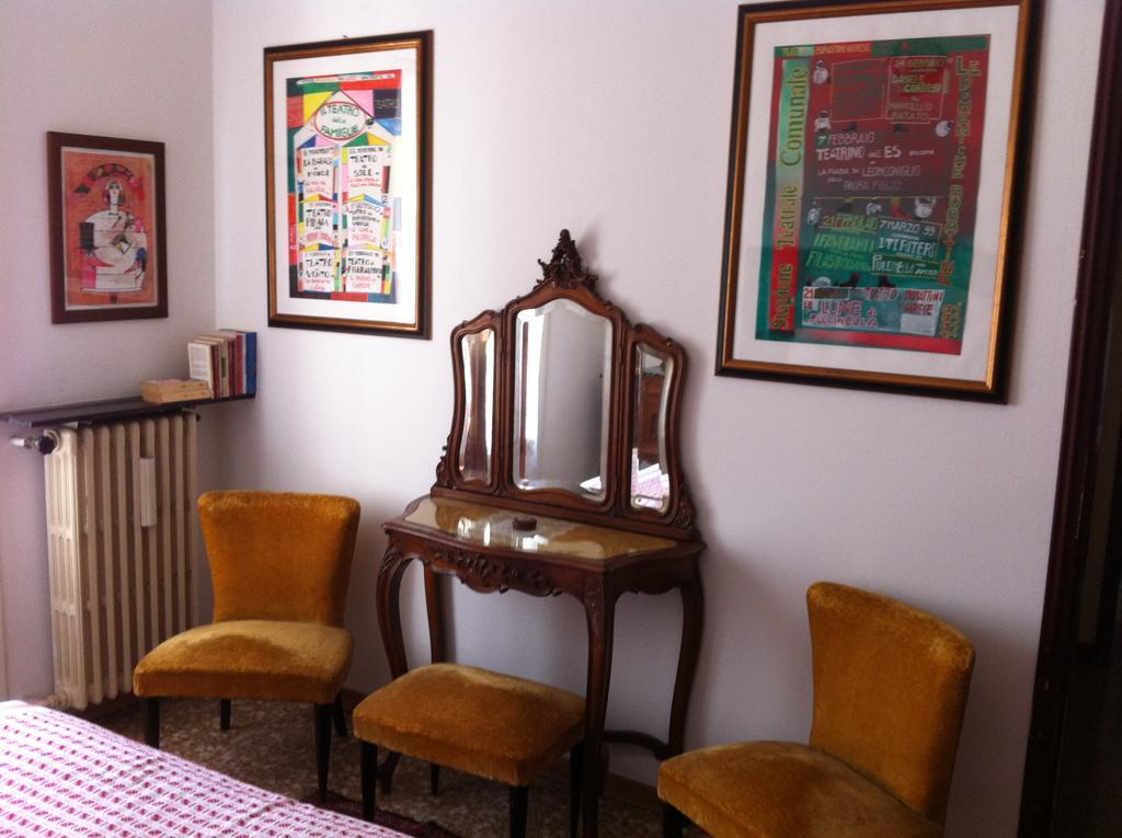 La Casa Creativa Bed & Breakfast Lomnago Room photo